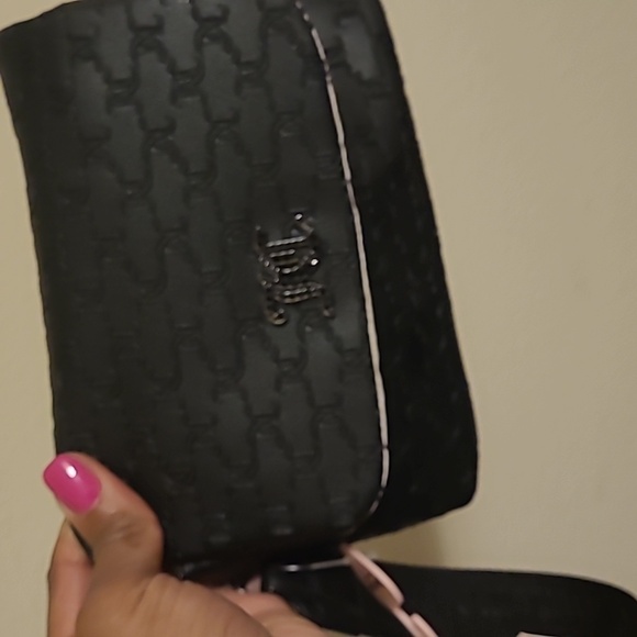 Juicy Couture Black Wristlet Bag - Picture 7 of 8